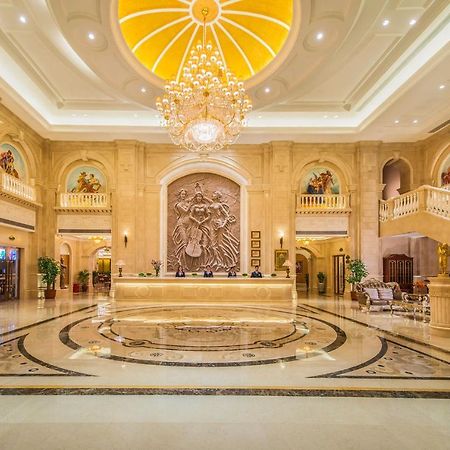 Vienna International Hotel Yantai Changjiang Road Xingyi Square Branch Exteriör bild