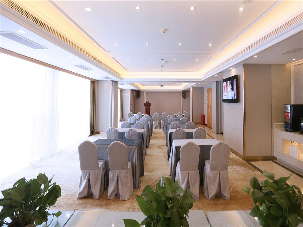 Vienna International Hotel Yantai Changjiang Road Xingyi Square Branch Exteriör bild
